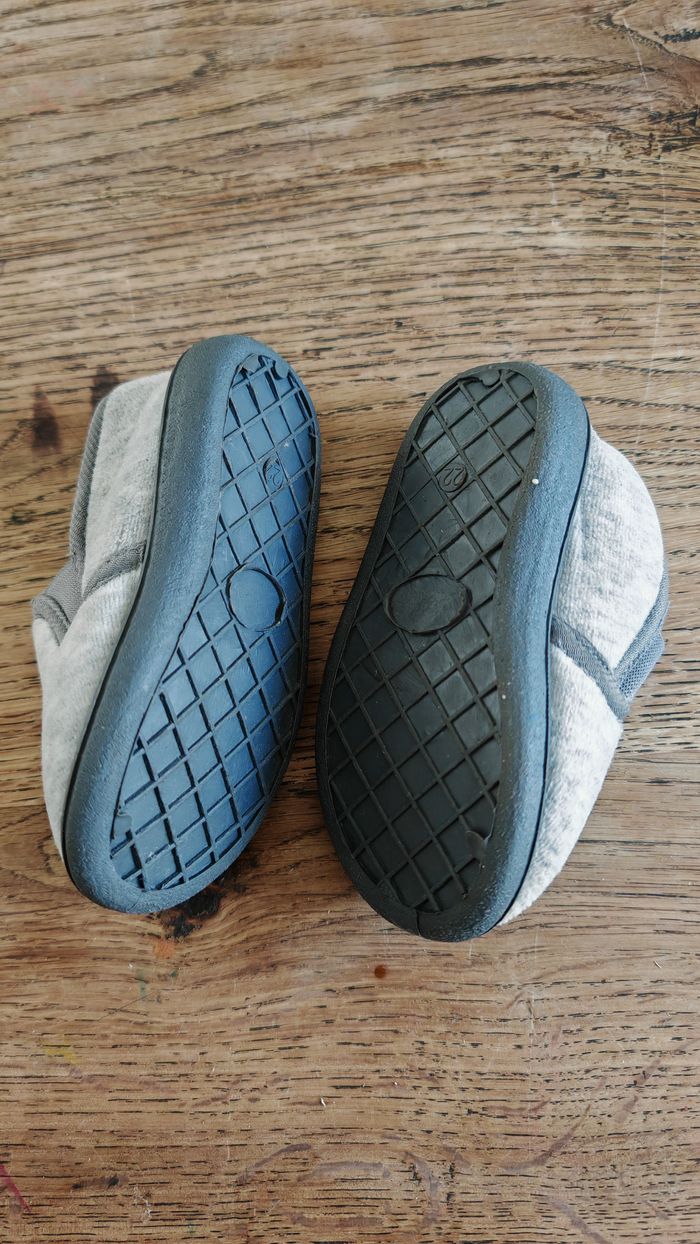 Chaussons dinosaure - photo numéro 2