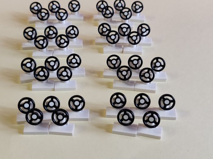 40 volants blancs Lego - jamais utilisés parfait état - vrai Lego - photo numéro 4