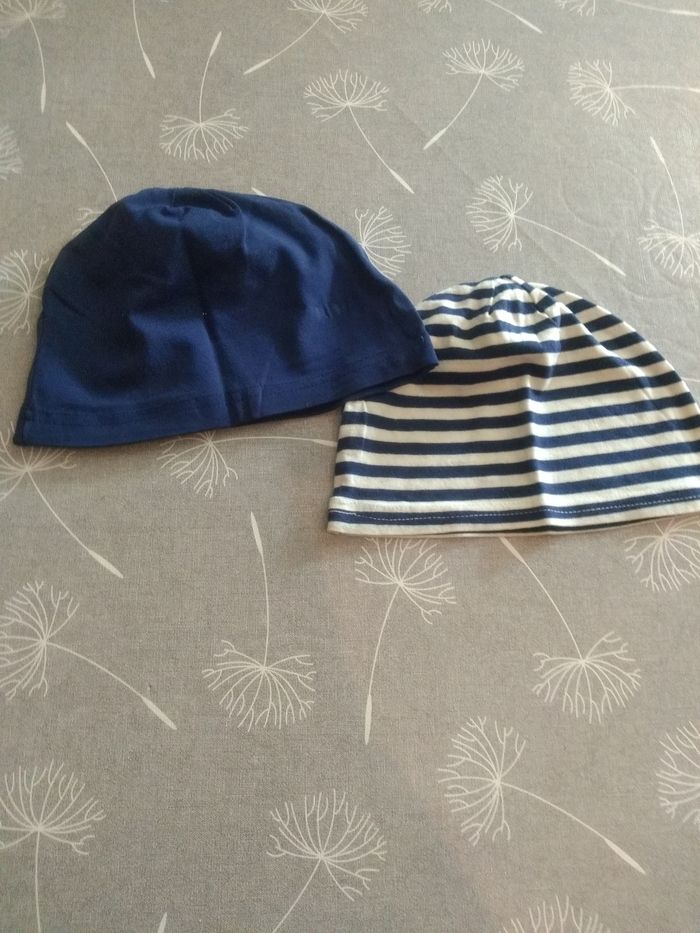 Lot 2 bonnets fins - photo numéro 2