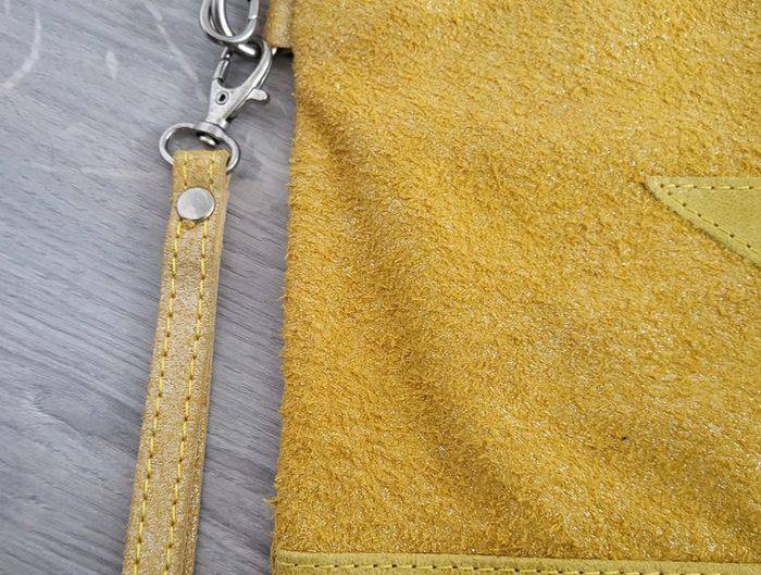 Sac Bandoulière cuir The Genuine Leather - photo numéro 5