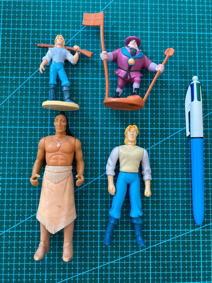 Lot Figurines Pocahontas - John Smith Ratcliffe Powhatan - Disney 90s toys vintage