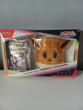 Coffret pokemon évolution prismatique accessoires evoli