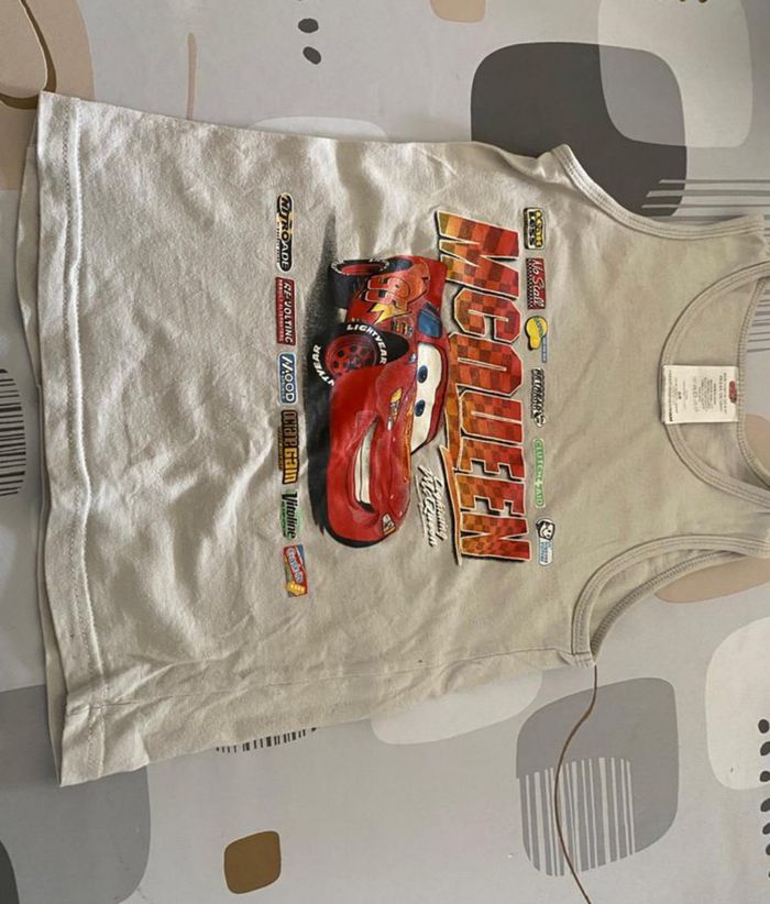 Tee shirt sans manche the car
