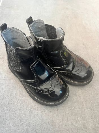 Boots 23