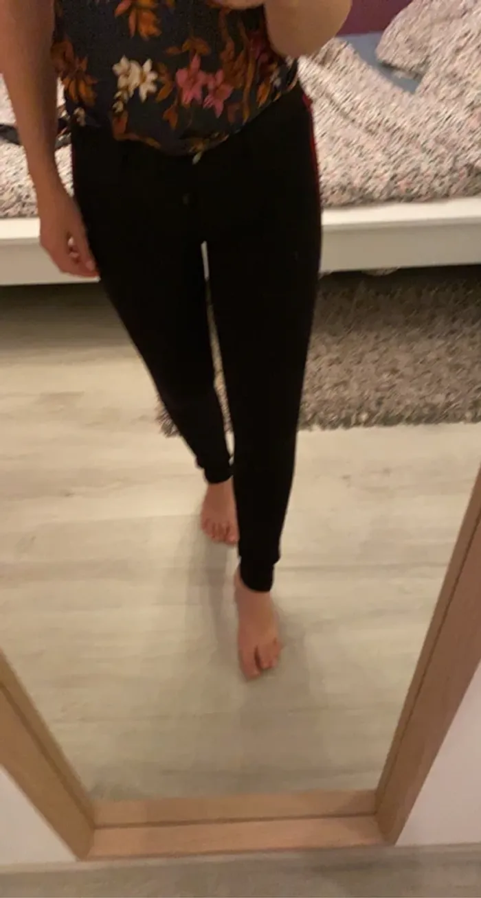 Pantalon noir à galon rouge Promod - photo numéro 2