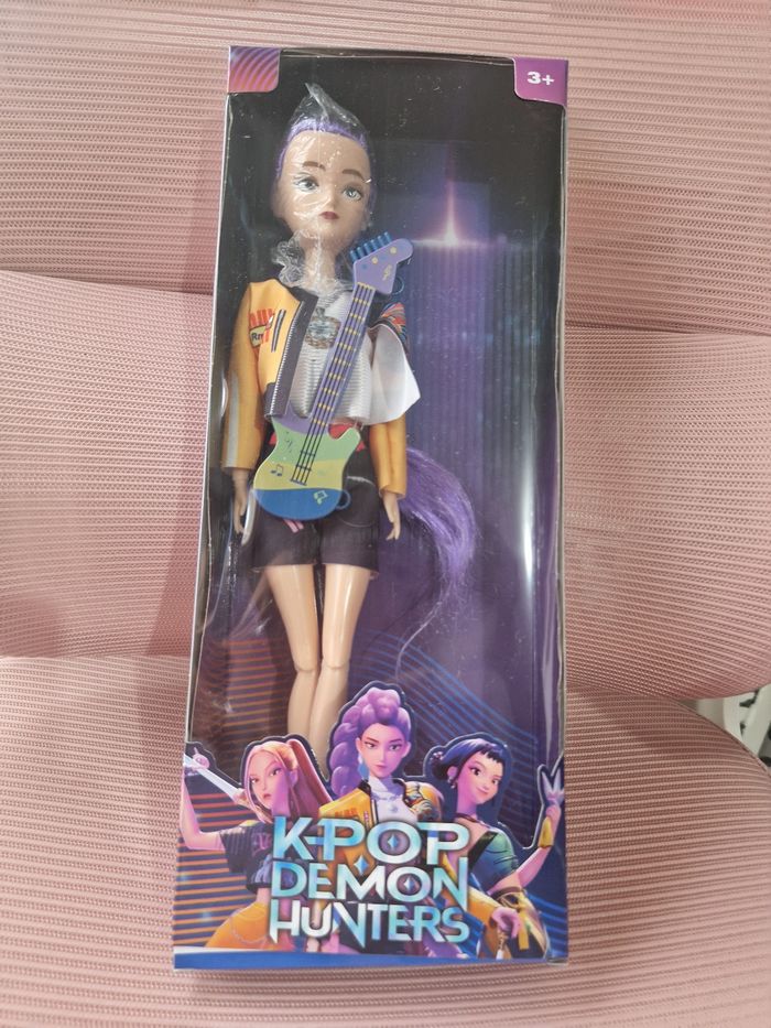 Poupée rumi kpop