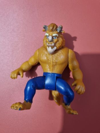 figurine de la bête de disney (la belle et la bête) 1992