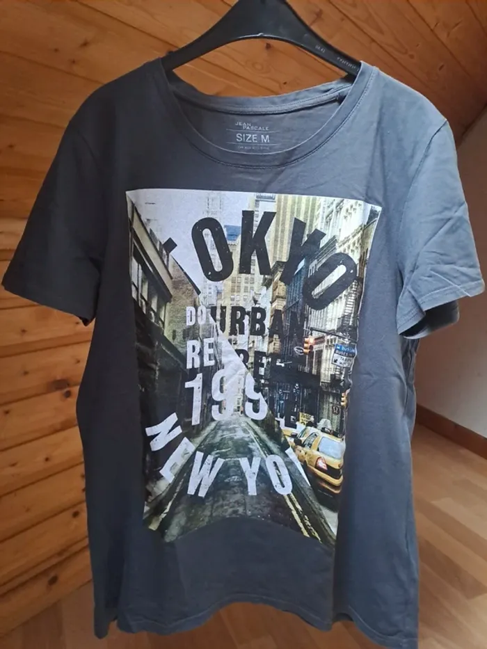 T-shirt imprimé homme taille M