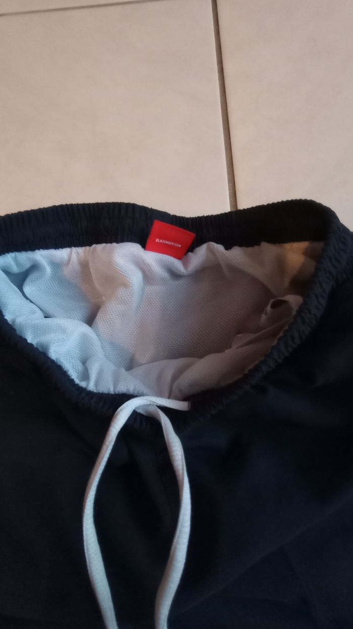 Short Szalenger 11/12 ans - photo numéro 3