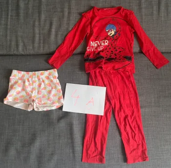 Vêtements 4 ans