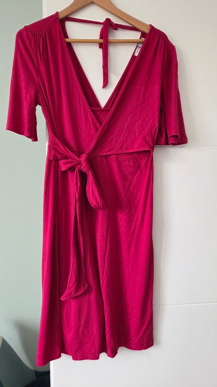 Robe maternité rose