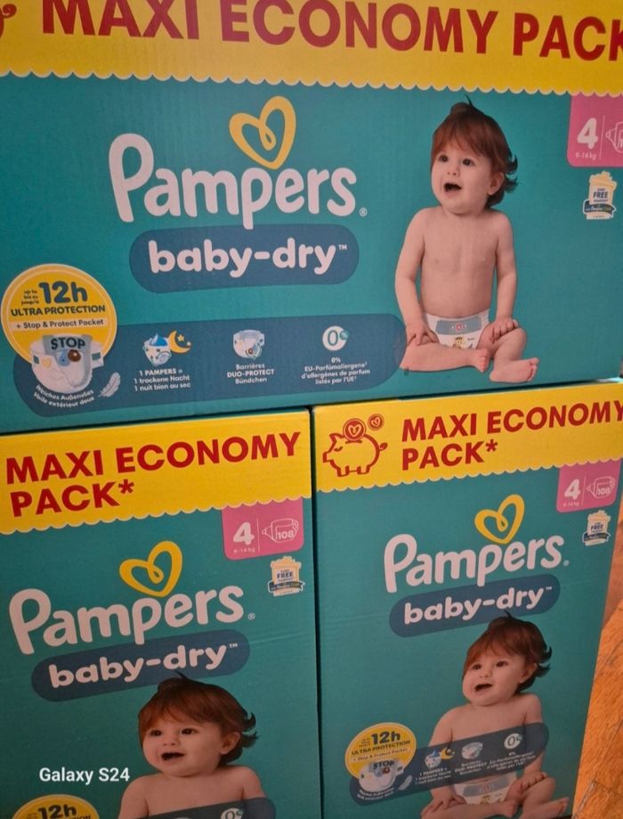 Couches Pampers taille 4 (108) - photo numéro 2