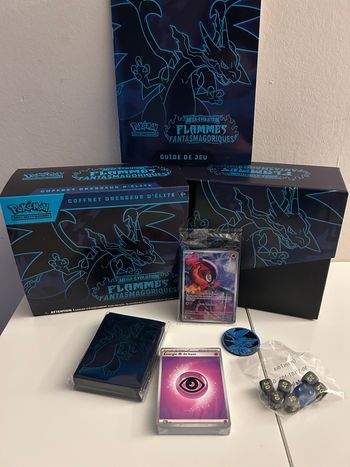 ETB Flammes Fantasmagoriques vide sans booster