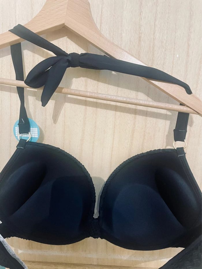 Haut de maillot de bain noir 95C – Super push-up neuf - photo numéro 18