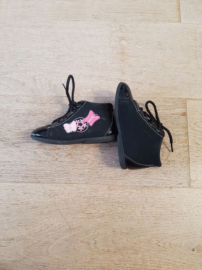Chaussures fille taille 23