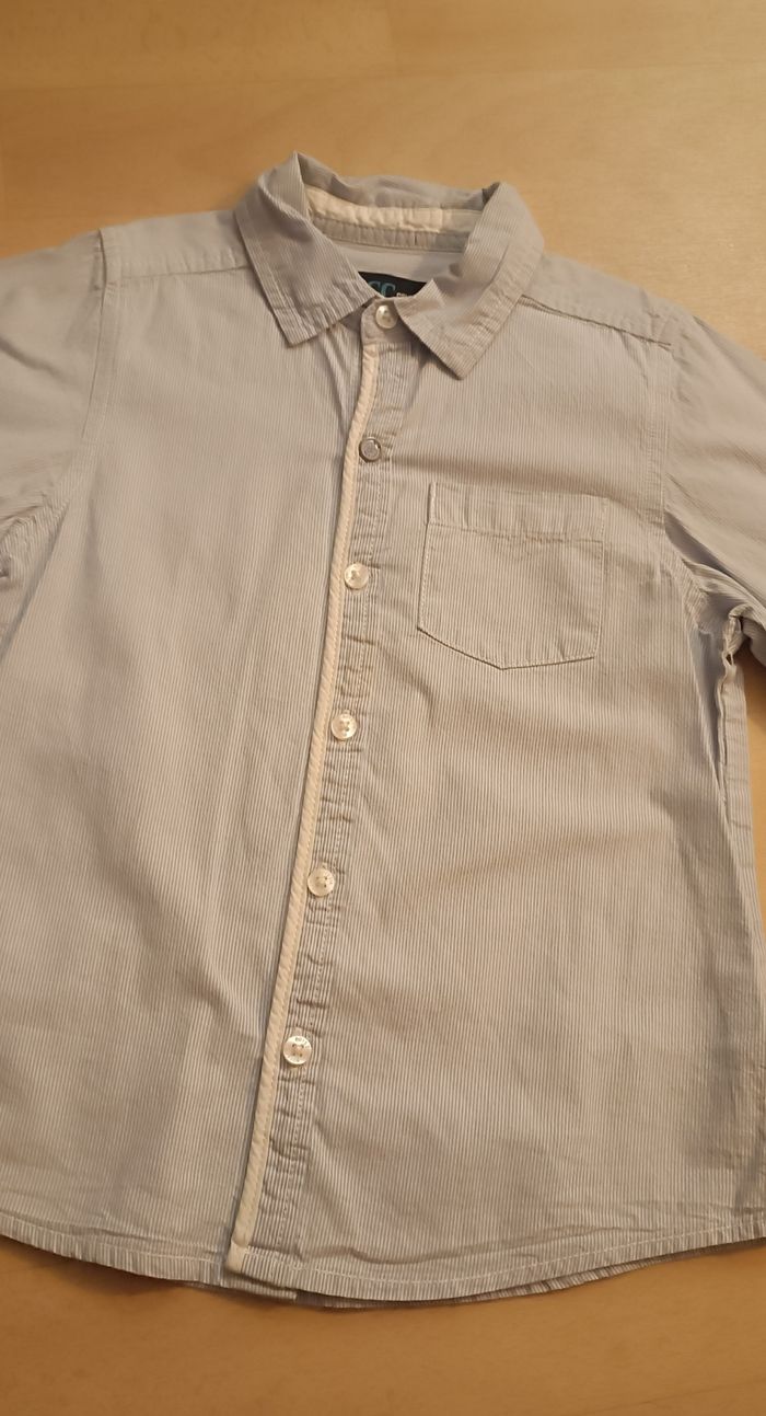 Chemise garçon taille 5 ans - photo numéro 2