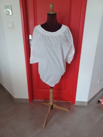 Très jolie tunique pour femme