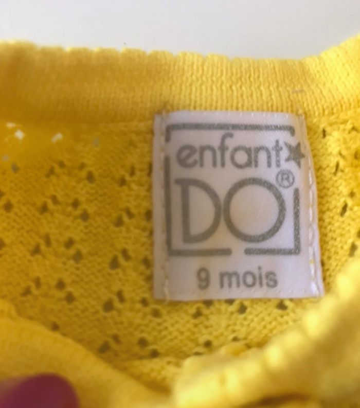 Cardigan bébé fille, neuf mois ,de la marque L’enfant  Do - photo numéro 2