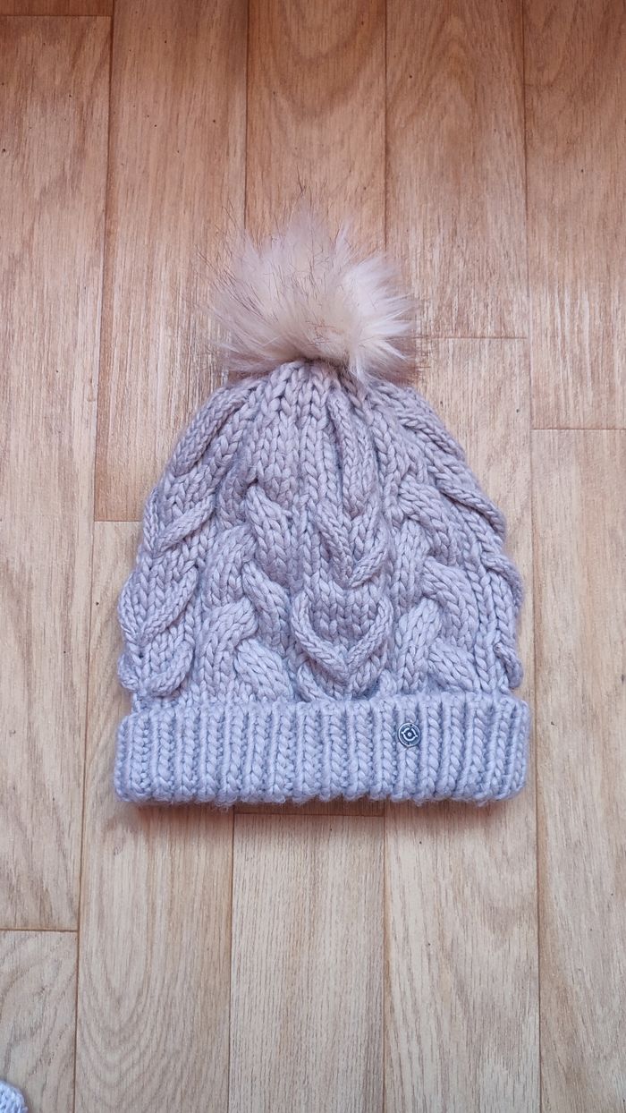 Bonnet beige Bonobo pompon - photo numéro 4