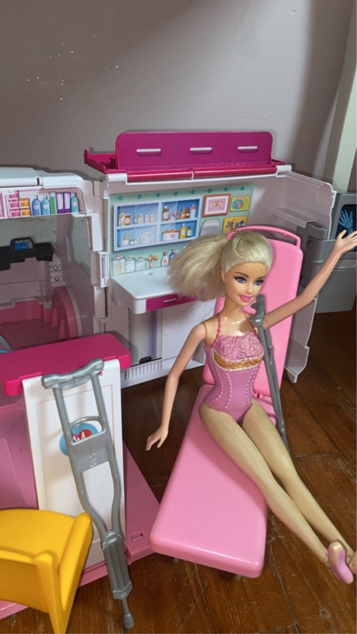 Ambulance barbie + clinique barbie - photo numéro 5