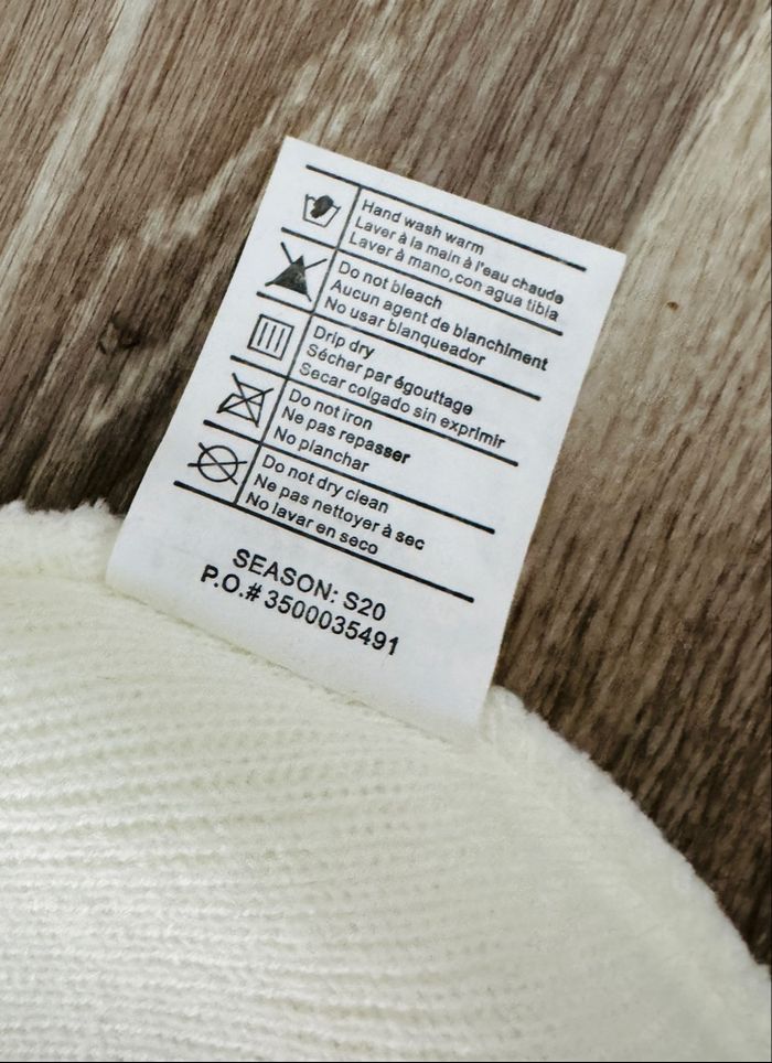 Bonnnet carhartt blanc neuf - photo numéro 3