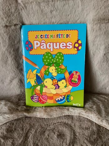 Livre Je créer ma fête de Pâques avec figurines à plier (0224)