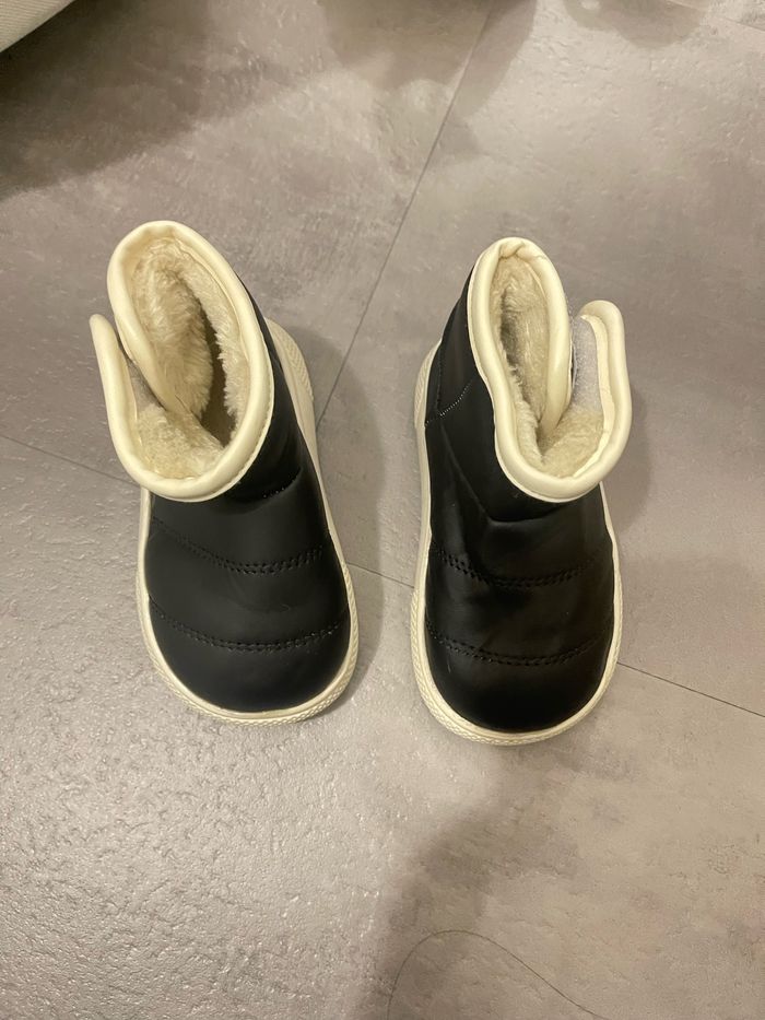 Moon boots taille 21