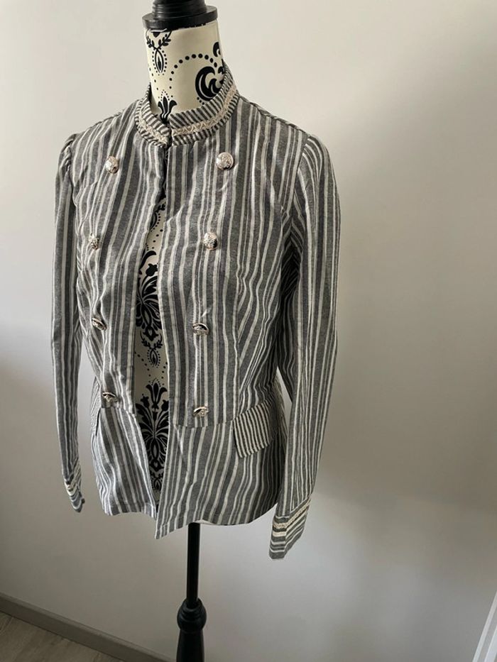 Veste blazer à manches longues style officier blanc rayure gris neuf Cherry taille 36 - photo numéro 3