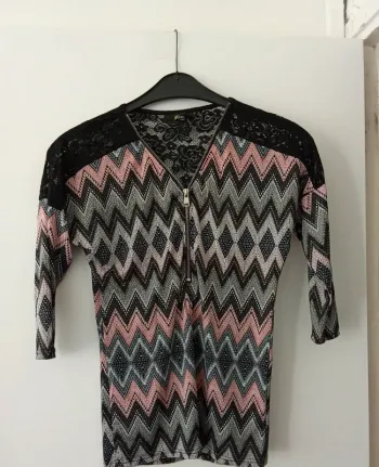Haut femme ⭐ très bon état ⭐ Taille S ⭐ mim