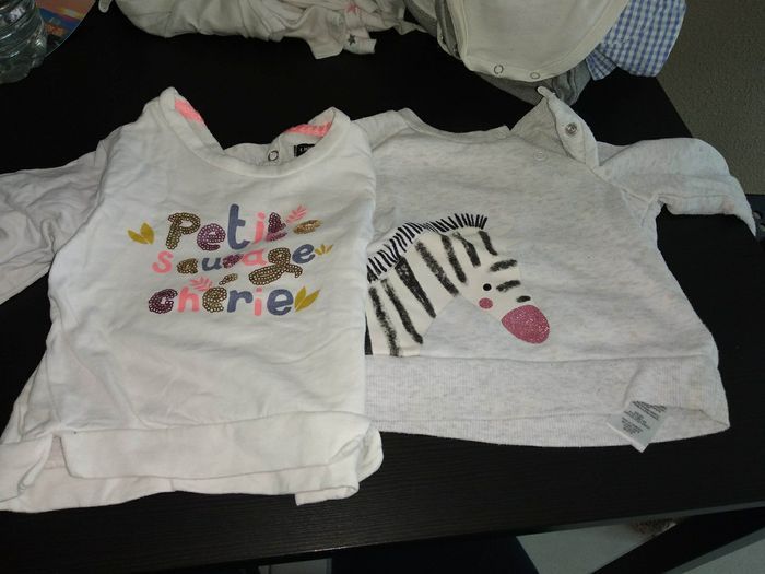 3 ème partie Lot vêtements fille taille 6 mois - photo numéro 8