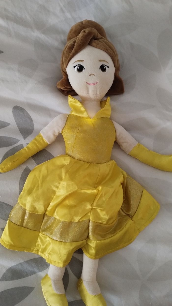 Poupée princesse Belle - photo numéro 2