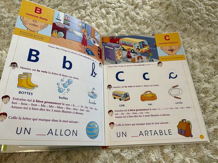J’apprends l’alphabet avec Sami et Julie hachette - photo numéro 3