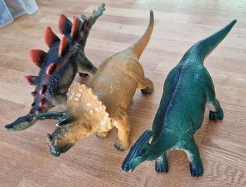 Lot de 3 dinosaures