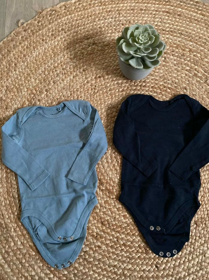 Lot de 5 bodies ml 2/6 mois - photo numéro 2