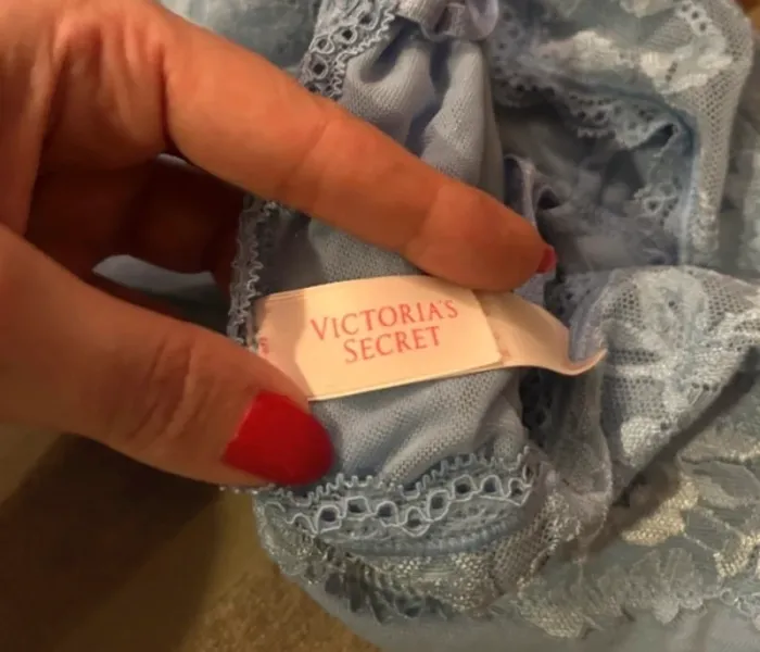 Victoria ´s secret  brassière bleu en dentelle  taille M - photo numéro 4
