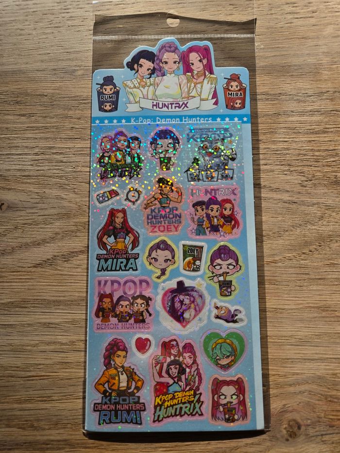 Autocollants / stikers / demon hunters kpop huntrix