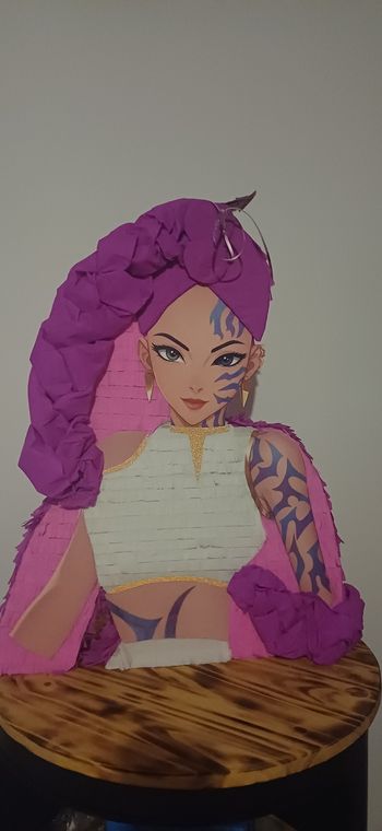 Pinatas anniversaire XL K-pop 