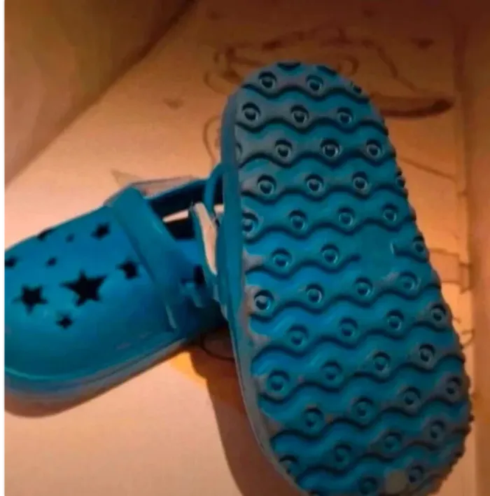 Sandales type crocs garçon - photo numéro 2