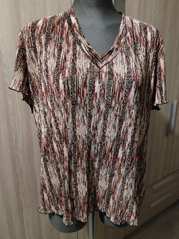 Blouse manches courtes taille 54/56