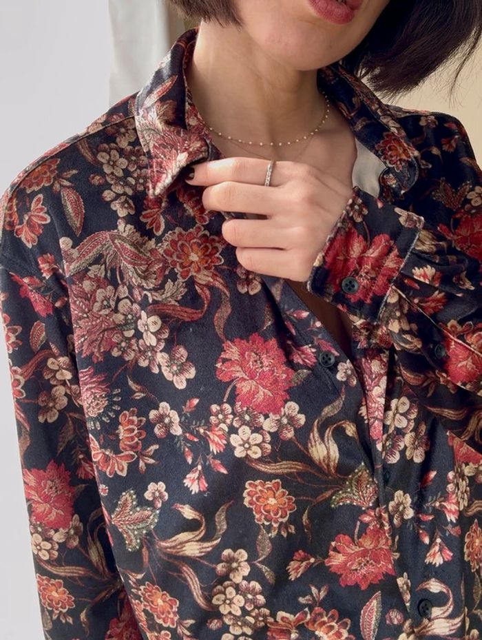 Chemise Zara fleurie taille M très bon état - photo numéro 3