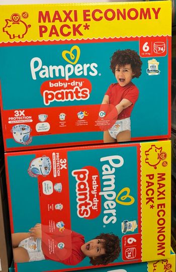 148 Couche Pampers  T.6