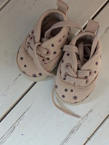 Chaussures naissance bébé fille