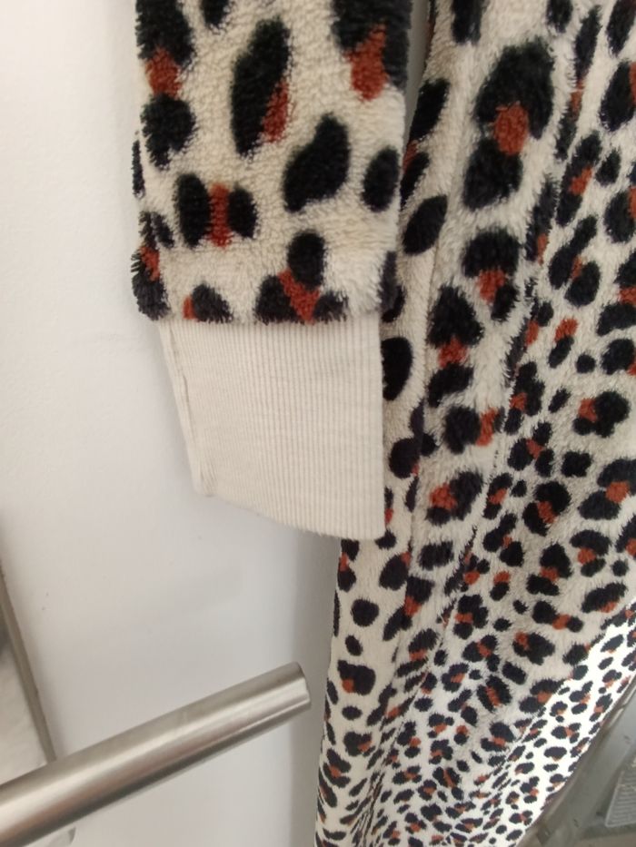 Jolie combinaison léopard fille 146/152 - photo numéro 5