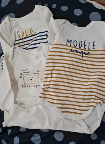 Lot de 3 bodies naissance