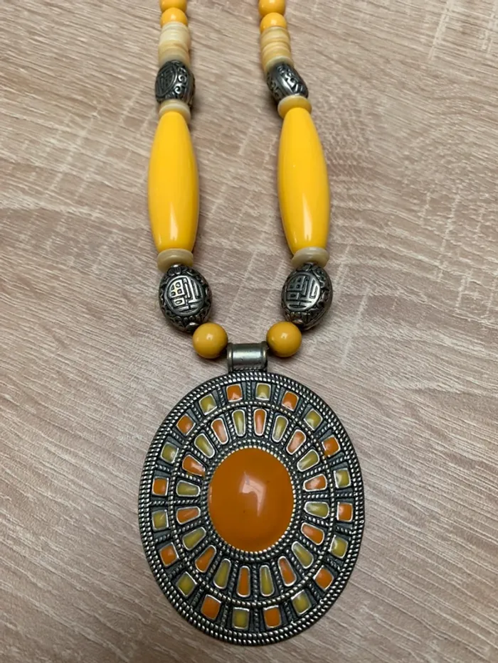 Collier long - photo numéro 2