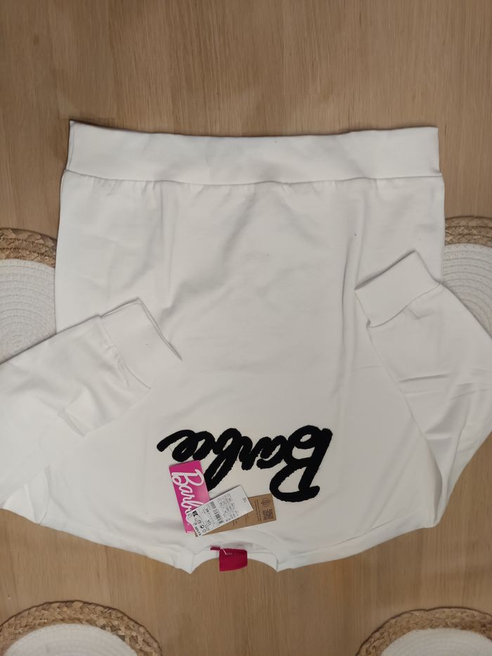Pull barbie neuf