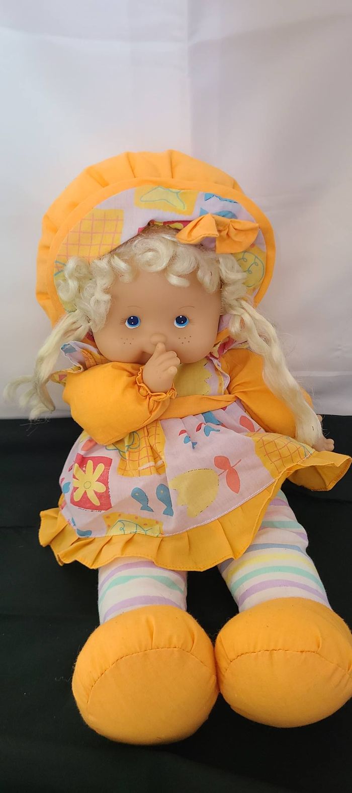 Poupée orange fleurs nattes blondes SIPLEC - photo numéro 2