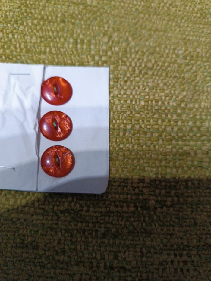 Lot 6 boutons rouge 1.4 cm - photo numéro 2