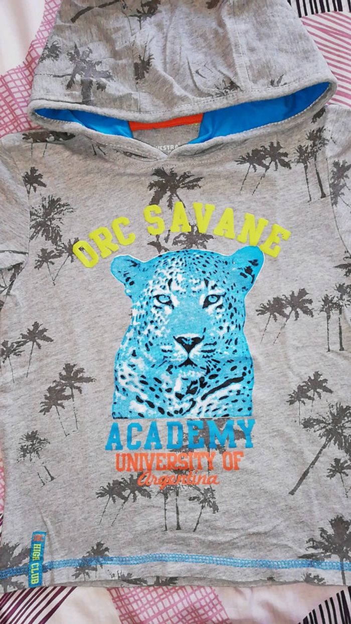 T-shirt 👕 6 ans - photo numéro 2