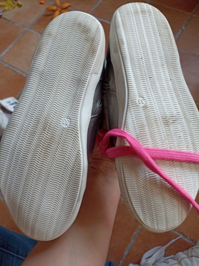 Basket taille 33 - photo numéro 3